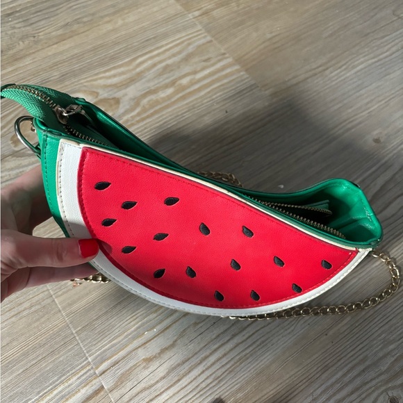 Freie Leie Watermelon Shaped Crossbody Clutch - Picture 5 of 5